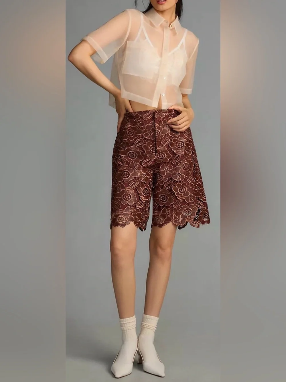 Anthropologie faux leather lace floral shorts Lined. Front zip Chocolate color 6 - Picture 2 of 12